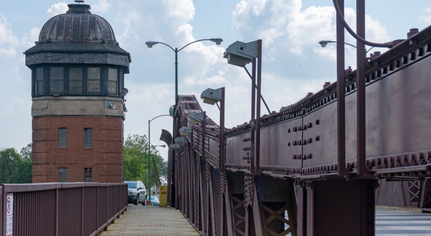 E. 106th St. (Calumet River)